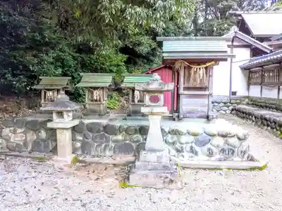 桶狭間神明社の末社・摂社