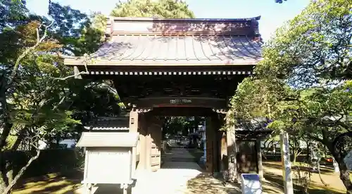 三寳寺の山門・神門