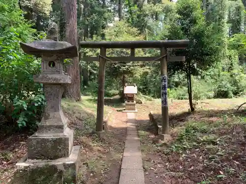 八幡神社の鳥居