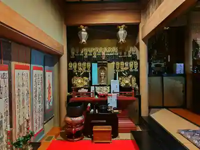 眞言寺の本殿・本堂