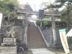 品川神社の鳥居