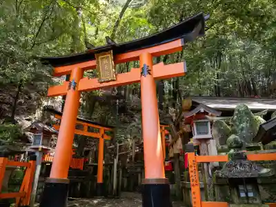 御劔社（長者社神蹟）の{uncategorized: "未分類", other: "その他", undefined: "問題あり", building: "その他建物", grave: "お墓", sacred_gate: "鳥居", guardian: "狛犬", statue: "像", buddha: "仏像", history: "歴史", nature: "自然", garden: "庭園", animal: "動物", pagoda: "塔", temizu: "手水舎", mountain_gate: "山門・神門", sanctuary: "本殿・本堂", subordinate: "末社・摂社", art: "芸術", scenery: "景色", jizo: "地蔵", ema: "絵馬", goshuin: "御朱印", omikuji: "おみくじ", items: "授与品その他", amulet: "お守り", goshuincho: "御朱印帳", eats: "食事", festival: "お祭り", votive_dance: "神楽", shichigosan: "七五三参", wedding: "結婚式", experience: "体験その他", initially: "初詣", around: "周辺", anti_infection: "感染症対策"}