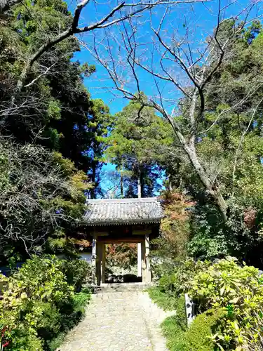 龍潭寺の山門・神門