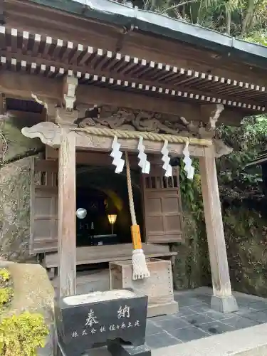 銭洗弁財天宇賀福神社(神奈川県)