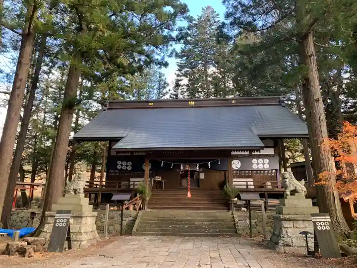 山家神社の本殿・本堂