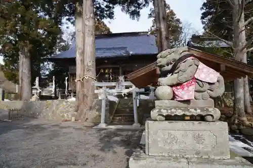 高司神社〜むすびの神の鎮まる社〜の狛犬