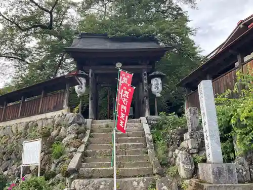 吉祥寺の山門