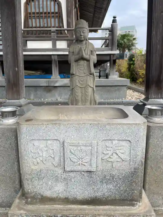 廣龍寺の{uncategorized: "未分類", other: "その他", undefined: "問題あり", building: "その他建物", grave: "お墓", sacred_gate: "鳥居", guardian: "狛犬", statue: "像", buddha: "仏像", history: "歴史", nature: "自然", garden: "庭園", animal: "動物", pagoda: "塔", temizu: "手水舎", mountain_gate: "山門・神門", sanctuary: "本殿・本堂", subordinate: "末社・摂社", art: "芸術", scenery: "景色", jizo: "地蔵", ema: "絵馬", goshuin: "御朱印", omikuji: "おみくじ", items: "授与品その他", amulet: "お守り", goshuincho: "御朱印帳", eats: "食事", festival: "お祭り", votive_dance: "神楽", shichigosan: "七五三参", wedding: "結婚式", experience: "体験その他", initially: "初詣", around: "周辺", anti_infection: "感染症対策"}