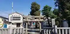 梅田稲荷神社の鳥居