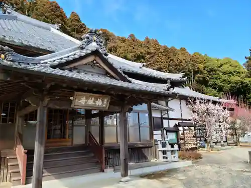 梅林寺の本殿・本堂