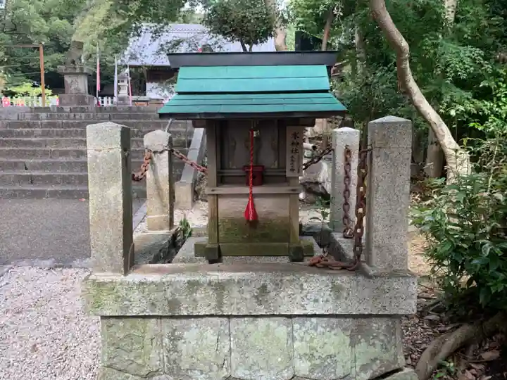 諏訪神社の末社・摂社