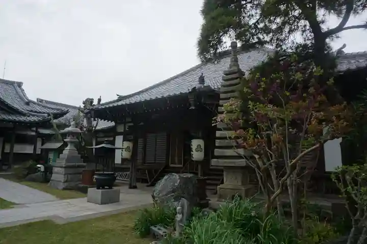 花蔵院の本殿・本堂