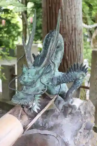 山中諏訪神社(山梨県)