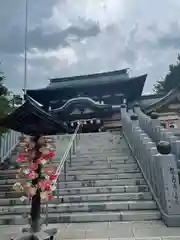 伊豫豆比古命神社の本殿