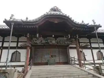 龍光寺の本殿・本堂
