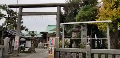 諏訪神社の鳥居