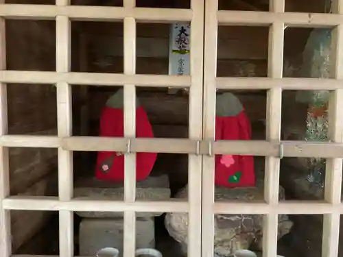 富岡地蔵・弘法大師堂の本殿・本堂