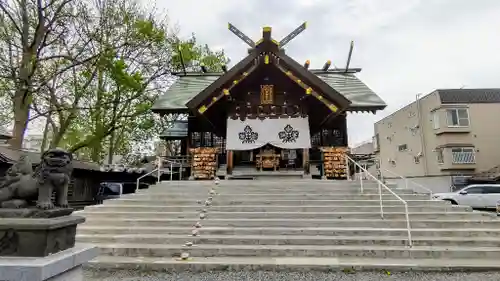 札幌諏訪神社の本殿・本堂