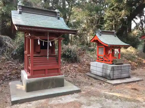 飽富神社の末社