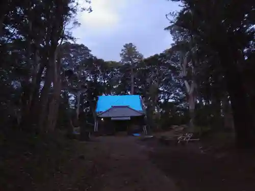 八王子神社の本殿・本堂