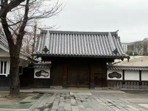 浅草寺の山門・神門