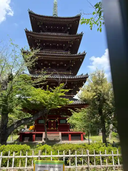 上野東照宮の{uncategorized: "未分類", other: "その他", undefined: "問題あり", building: "その他建物", grave: "お墓", sacred_gate: "鳥居", guardian: "狛犬", statue: "像", buddha: "仏像", history: "歴史", nature: "自然", garden: "庭園", animal: "動物", pagoda: "塔", temizu: "手水舎", mountain_gate: "山門・神門", sanctuary: "本殿・本堂", subordinate: "末社・摂社", art: "芸術", scenery: "景色", jizo: "地蔵", ema: "絵馬", goshuin: "御朱印", omikuji: "おみくじ", items: "授与品その他", amulet: "お守り", goshuincho: "御朱印帳", eats: "食事", festival: "お祭り", votive_dance: "神楽", shichigosan: "七五三参", wedding: "結婚式", experience: "体験その他", initially: "初詣", around: "周辺", anti_infection: "感染症対策"}