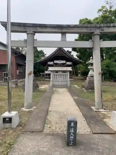 八幡社の鳥居