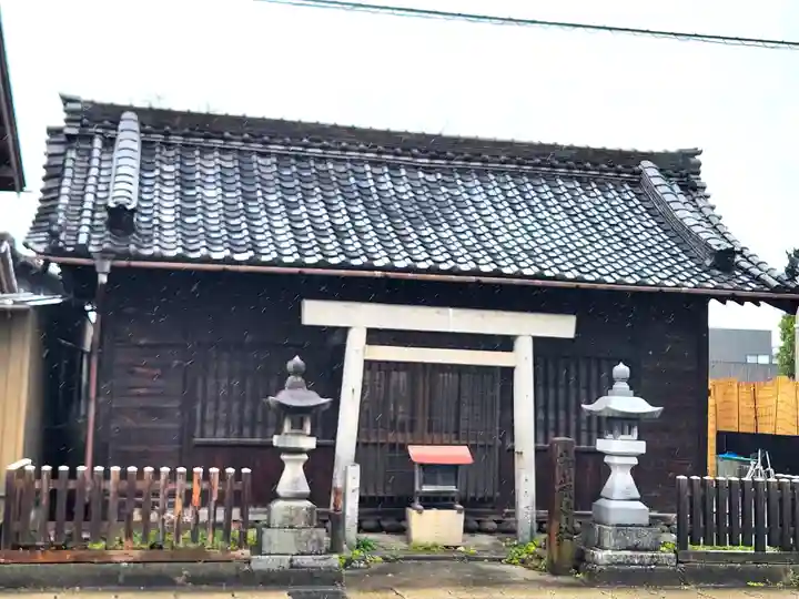 御嶽神社の本殿・本堂