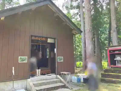 郡殿の池弁財天社(新潟県)