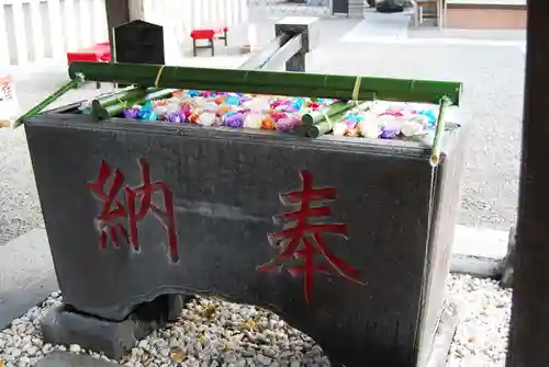 草加神社の手水舎