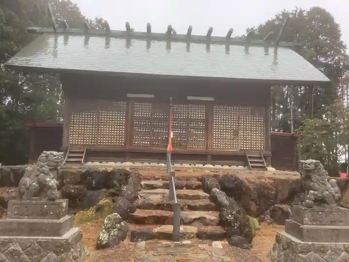 比良賀神社の本殿・本堂