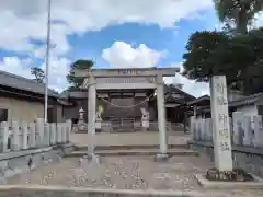 神明社の鳥居