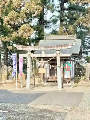 花巻神社の{uncategorized: "未分類", other: "その他", undefined: "問題あり", building: "その他建物", grave: "お墓", sacred_gate: "鳥居", guardian: "狛犬", statue: "像", buddha: "仏像", history: "歴史", nature: "自然", garden: "庭園", animal: "動物", pagoda: "塔", temizu: "手水舎", mountain_gate: "山門・神門", sanctuary: "本殿・本堂", subordinate: "末社・摂社", art: "芸術", scenery: "景色", jizo: "地蔵", ema: "絵馬", goshuin: "御朱印", omikuji: "おみくじ", items: "授与品その他", amulet: "お守り", goshuincho: "御朱印帳", eats: "食事", festival: "お祭り", votive_dance: "神楽", shichigosan: "七五三参", wedding: "結婚式", experience: "体験その他", initially: "初詣", around: "周辺", anti_infection: "感染症対策"}