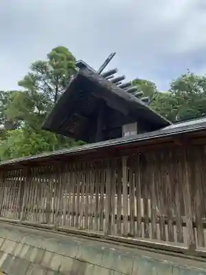 鎌数伊勢大神宮の{uncategorized: "未分類", other: "その他", undefined: "問題あり", building: "その他建物", grave: "お墓", sacred_gate: "鳥居", guardian: "狛犬", statue: "像", buddha: "仏像", history: "歴史", nature: "自然", garden: "庭園", animal: "動物", pagoda: "塔", temizu: "手水舎", mountain_gate: "山門・神門", sanctuary: "本殿・本堂", subordinate: "末社・摂社", art: "芸術", scenery: "景色", jizo: "地蔵", ema: "絵馬", goshuin: "御朱印", omikuji: "おみくじ", items: "授与品その他", amulet: "お守り", goshuincho: "御朱印帳", eats: "食事", festival: "お祭り", votive_dance: "神楽", shichigosan: "七五三参", wedding: "結婚式", experience: "体験その他", initially: "初詣", around: "周辺", anti_infection: "感染症対策"}