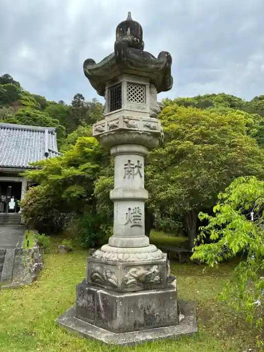 願成就院の{uncategorized: "未分類", other: "その他", undefined: "問題あり", building: "その他建物", grave: "お墓", sacred_gate: "鳥居", guardian: "狛犬", statue: "像", buddha: "仏像", history: "歴史", nature: "自然", garden: "庭園", animal: "動物", pagoda: "塔", temizu: "手水舎", mountain_gate: "山門・神門", sanctuary: "本殿・本堂", subordinate: "末社・摂社", art: "芸術", scenery: "景色", jizo: "地蔵", ema: "絵馬", goshuin: "御朱印", omikuji: "おみくじ", items: "授与品その他", amulet: "お守り", goshuincho: "御朱印帳", eats: "食事", festival: "お祭り", votive_dance: "神楽", shichigosan: "七五三参", wedding: "結婚式", experience: "体験その他", initially: "初詣", around: "周辺", anti_infection: "感染症対策"}
