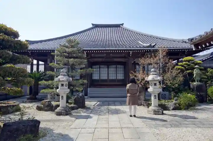 道住寺の本殿・本堂
