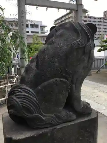 胡録神社の狛犬