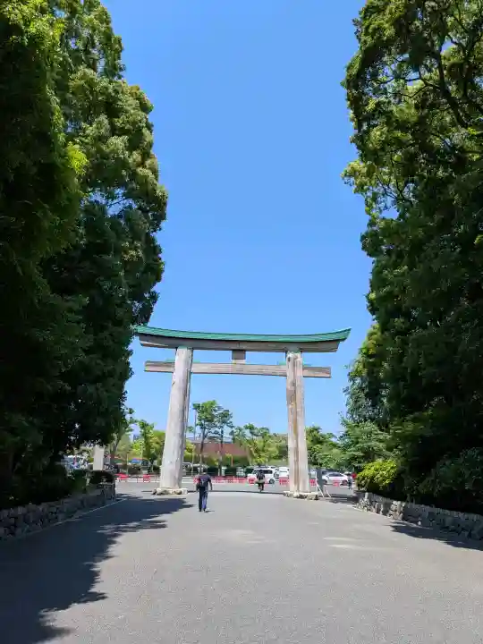 福岡縣護國神社の{uncategorized: "未分類", other: "その他", undefined: "問題あり", building: "その他建物", grave: "お墓", sacred_gate: "鳥居", guardian: "狛犬", statue: "像", buddha: "仏像", history: "歴史", nature: "自然", garden: "庭園", animal: "動物", pagoda: "塔", temizu: "手水舎", mountain_gate: "山門・神門", sanctuary: "本殿・本堂", subordinate: "末社・摂社", art: "芸術", scenery: "景色", jizo: "地蔵", ema: "絵馬", goshuin: "御朱印", omikuji: "おみくじ", items: "授与品その他", amulet: "お守り", goshuincho: "御朱印帳", eats: "食事", festival: "お祭り", votive_dance: "神楽", shichigosan: "七五三参", wedding: "結婚式", experience: "体験その他", initially: "初詣", around: "周辺", anti_infection: "感染症対策"}