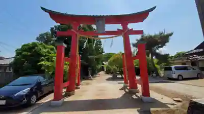 鶴岡天満宮の鳥居