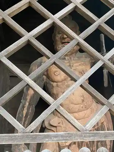 塩船観音寺の像