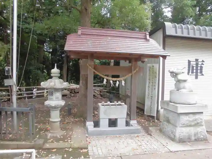 北新羽杉山神社の手水舎