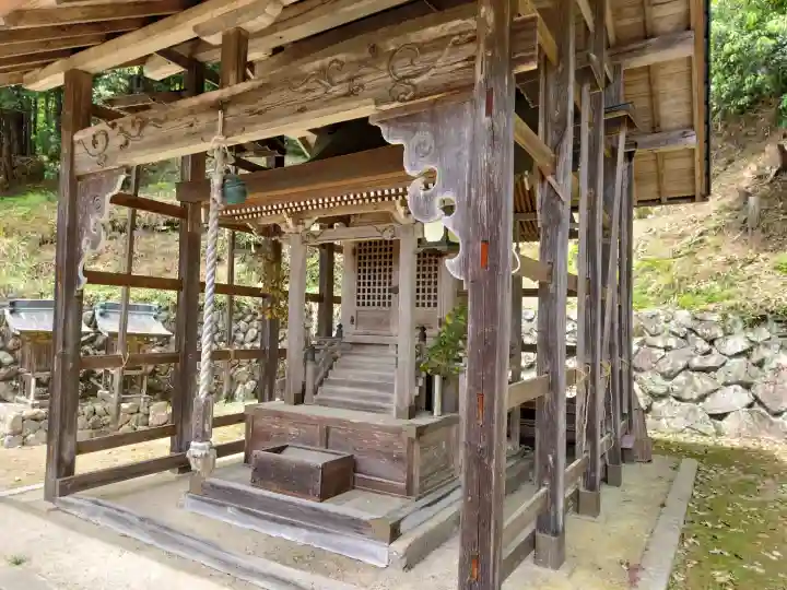 慈久神社の{uncategorized: "未分類", other: "その他", undefined: "問題あり", building: "その他建物", grave: "お墓", sacred_gate: "鳥居", guardian: "狛犬", statue: "像", buddha: "仏像", history: "歴史", nature: "自然", garden: "庭園", animal: "動物", pagoda: "塔", temizu: "手水舎", mountain_gate: "山門・神門", sanctuary: "本殿・本堂", subordinate: "末社・摂社", art: "芸術", scenery: "景色", jizo: "地蔵", ema: "絵馬", goshuin: "御朱印", omikuji: "おみくじ", items: "授与品その他", amulet: "お守り", goshuincho: "御朱印帳", eats: "食事", festival: "お祭り", votive_dance: "神楽", shichigosan: "七五三参", wedding: "結婚式", experience: "体験その他", initially: "初詣", around: "周辺", anti_infection: "感染症対策"}