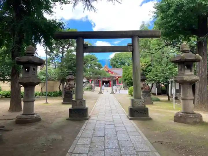 品川神社の鳥居