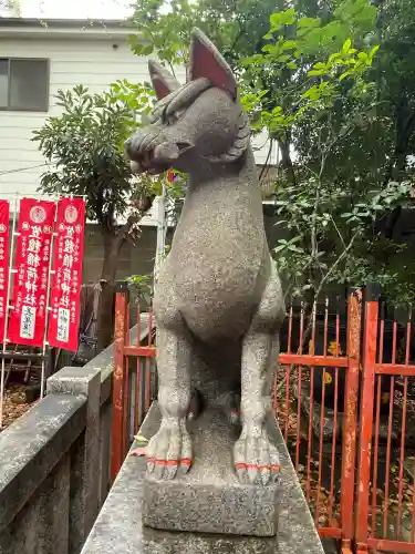 笠䅣稲荷神社の{uncategorized: "未分類", other: "その他", undefined: "問題あり", building: "その他建物", grave: "お墓", sacred_gate: "鳥居", guardian: "狛犬", statue: "像", buddha: "仏像", history: "歴史", nature: "自然", garden: "庭園", animal: "動物", pagoda: "塔", temizu: "手水舎", mountain_gate: "山門・神門", sanctuary: "本殿・本堂", subordinate: "末社・摂社", art: "芸術", scenery: "景色", jizo: "地蔵", ema: "絵馬", goshuin: "御朱印", omikuji: "おみくじ", items: "授与品その他", amulet: "お守り", goshuincho: "御朱印帳", eats: "食事", festival: "お祭り", votive_dance: "神楽", shichigosan: "七五三参", wedding: "結婚式", experience: "体験その他", initially: "初詣", around: "周辺", anti_infection: "感染症対策"}