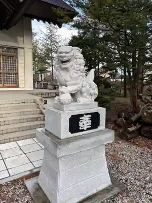 南豪神社の狛犬