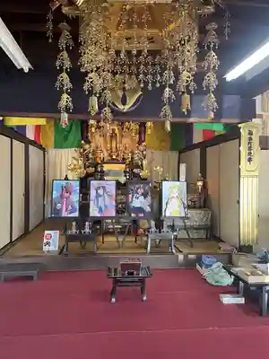 治寶山　浄泉寺の本殿・本堂