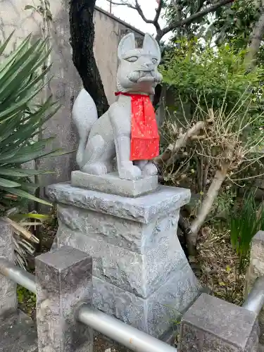大山稲荷神社の{uncategorized: "未分類", other: "その他", undefined: "問題あり", building: "その他建物", grave: "お墓", sacred_gate: "鳥居", guardian: "狛犬", statue: "像", buddha: "仏像", history: "歴史", nature: "自然", garden: "庭園", animal: "動物", pagoda: "塔", temizu: "手水舎", mountain_gate: "山門・神門", sanctuary: "本殿・本堂", subordinate: "末社・摂社", art: "芸術", scenery: "景色", jizo: "地蔵", ema: "絵馬", goshuin: "御朱印", omikuji: "おみくじ", items: "授与品その他", amulet: "お守り", goshuincho: "御朱印帳", eats: "食事", festival: "お祭り", votive_dance: "神楽", shichigosan: "七五三参", wedding: "結婚式", experience: "体験その他", initially: "初詣", around: "周辺", anti_infection: "感染症対策"}
