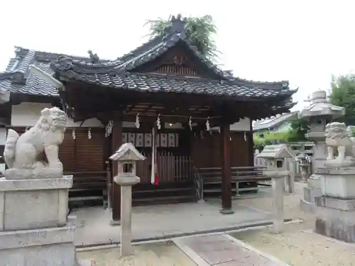 春日神社の本殿