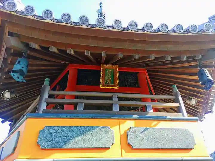 宝珠院の山門・神門