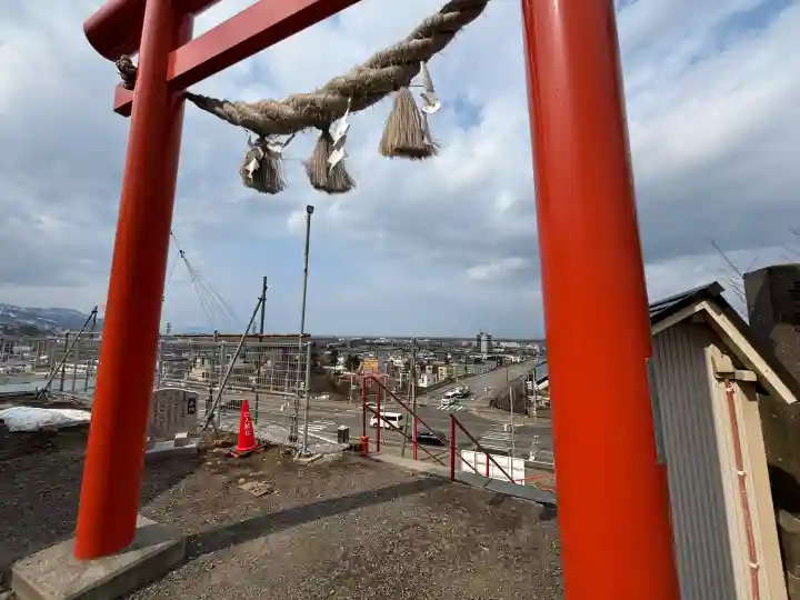 星置神社の{uncategorized: "未分類", other: "その他", undefined: "問題あり", building: "その他建物", grave: "お墓", sacred_gate: "鳥居", guardian: "狛犬", statue: "像", buddha: "仏像", history: "歴史", nature: "自然", garden: "庭園", animal: "動物", pagoda: "塔", temizu: "手水舎", mountain_gate: "山門・神門", sanctuary: "本殿・本堂", subordinate: "末社・摂社", art: "芸術", scenery: "景色", jizo: "地蔵", ema: "絵馬", goshuin: "御朱印", omikuji: "おみくじ", items: "授与品その他", amulet: "お守り", goshuincho: "御朱印帳", eats: "食事", festival: "お祭り", votive_dance: "神楽", shichigosan: "七五三参", wedding: "結婚式", experience: "体験その他", initially: "初詣", around: "周辺", anti_infection: "感染症対策"}